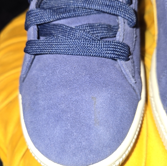 Puma Suede Classic Lace Up Sneaker WOMAN SIZE 10 - Picture 2 of 6